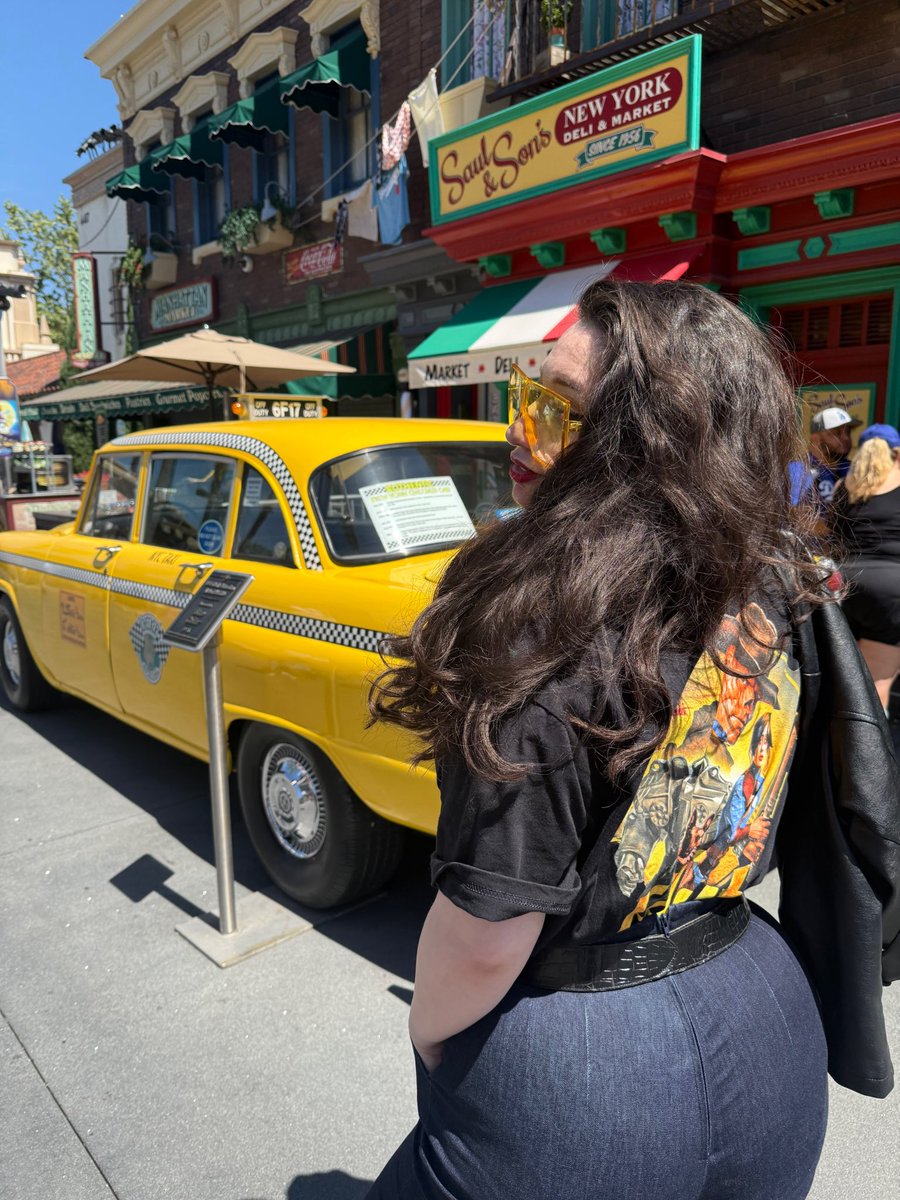 Miss Lala ☕🍒 1950's Vtuber & Creator tweet media