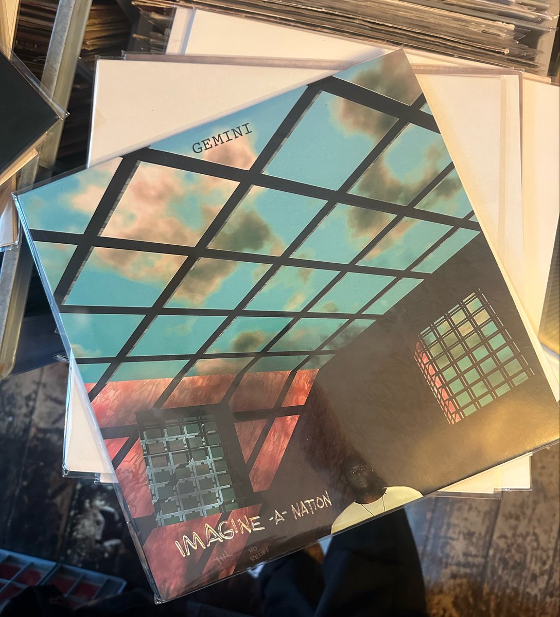 discogs truther tweet media