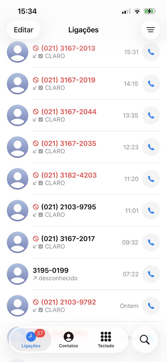 MarionAugusto7's tweet photo. Meu celular e do Miguel são da operadora @ClaroBrasil 
Minha conta está em dia
Miguel é pre pago

MAS ELES ME PERTURBAM O DIA TODO

Que inferno

O que vcs queremmmm ????!! Que eu mude pra @vivobr né https://t.co/uRP00IfETF
