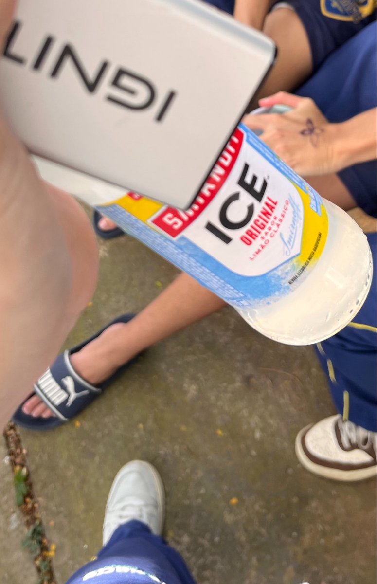 lindinha 🌸 tweet media