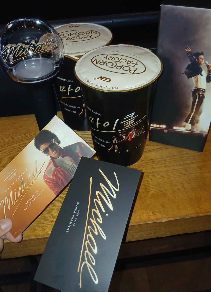 𝐌𝐉𝐉𝐍𝐀𝐄𝐃 tweet media