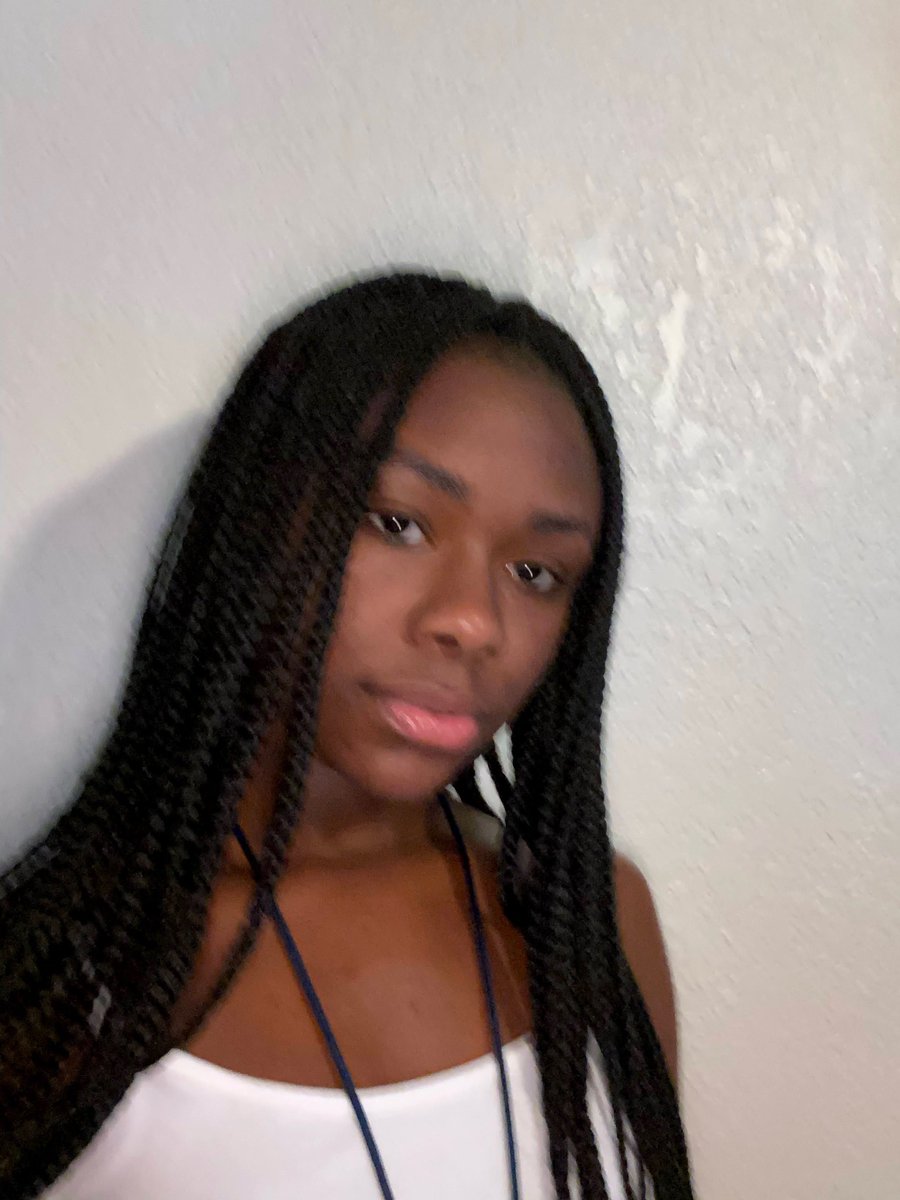 ꜱᴍᴏᴋᴇᴅ ☪︎ tweet media