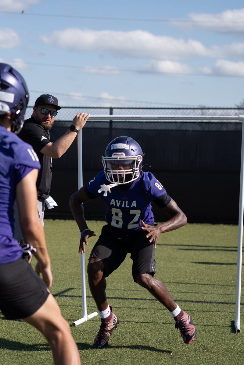 Avila University Football tweet media
