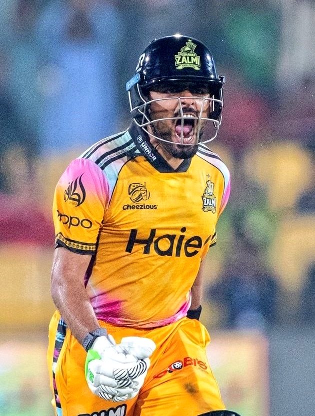 ICCLive_Score's tweet photo. I am most happy to see Babar Azam back in form because in politics we have @ImranKhanPTI and cricket Apart from Babar Azam, we have only one, may Allah bless him, Ameen. Good luck @babarazam258 For Final Smester 👍❤️ #cricket #babarazam #imrankhan #psl https://t.co/WYE4irmfC6