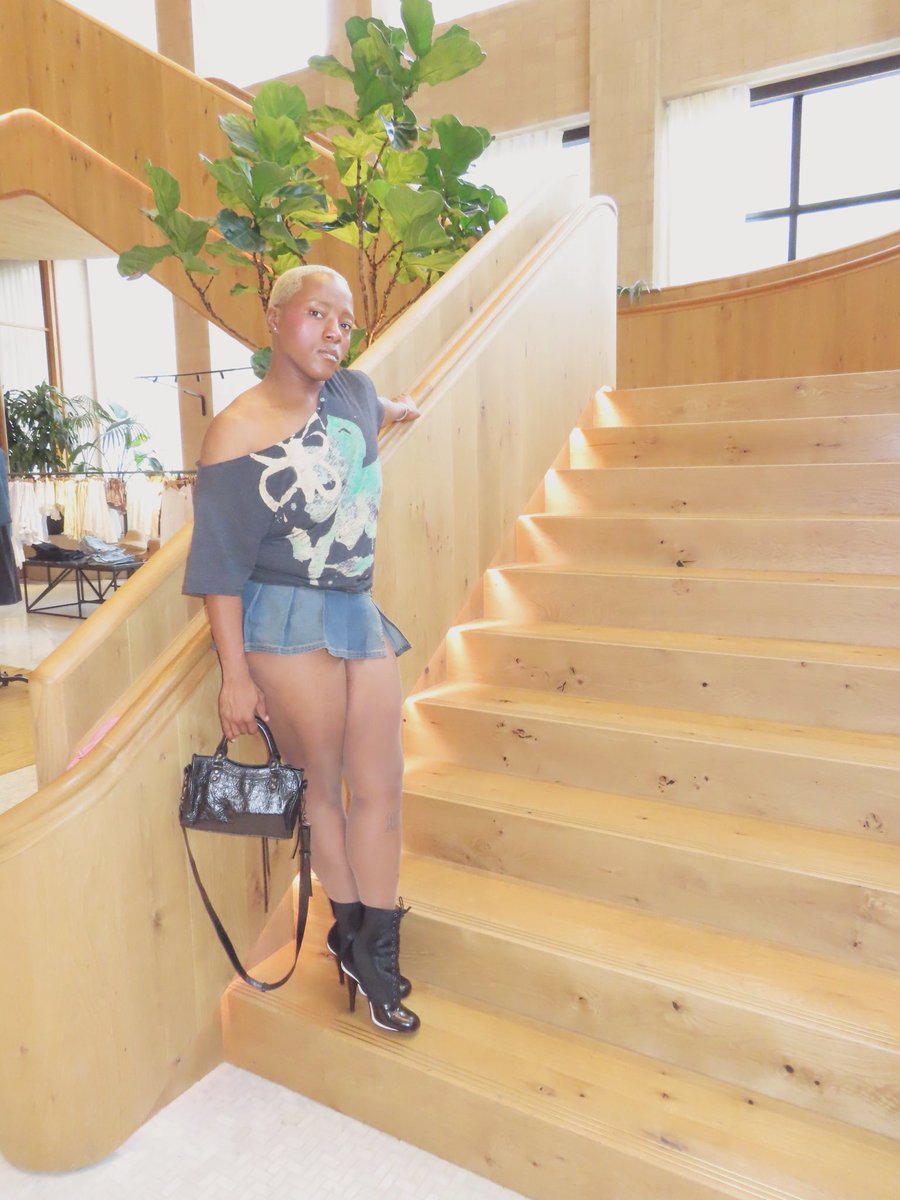 Nicko Ğ tweet media