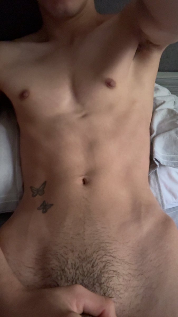 AngelHotBottom tweet media