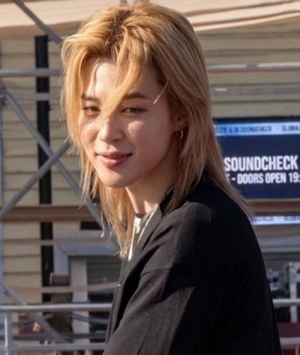 ines🌙 tweet media