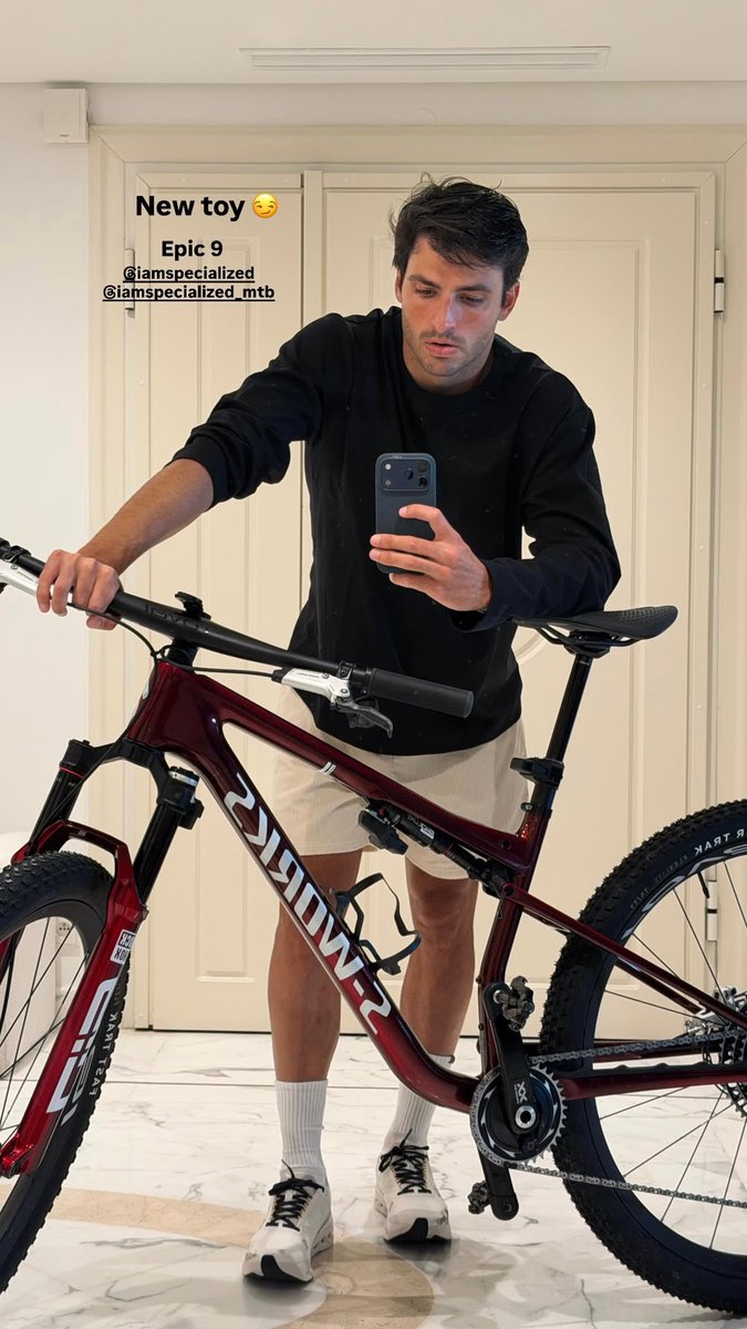 𝒟𝐚𝐧𝐧⁵⁵ tweet media