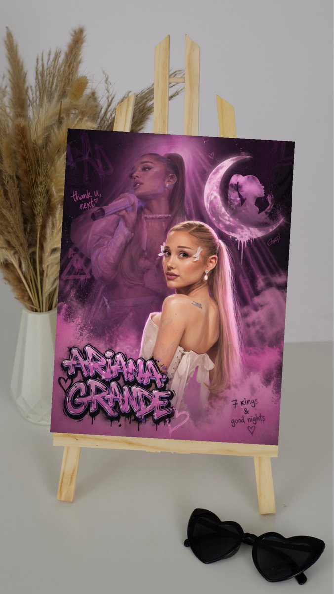 Popiconwalls's tweet image. Ariana is back and I had to make a canvas for her ✨🎤
Inspired by different Ariana eras — singer, icon and now actress. Which version do you like more? 💜
Available on my Vinted 👀
#arianagrande #arianator #petal #fanart