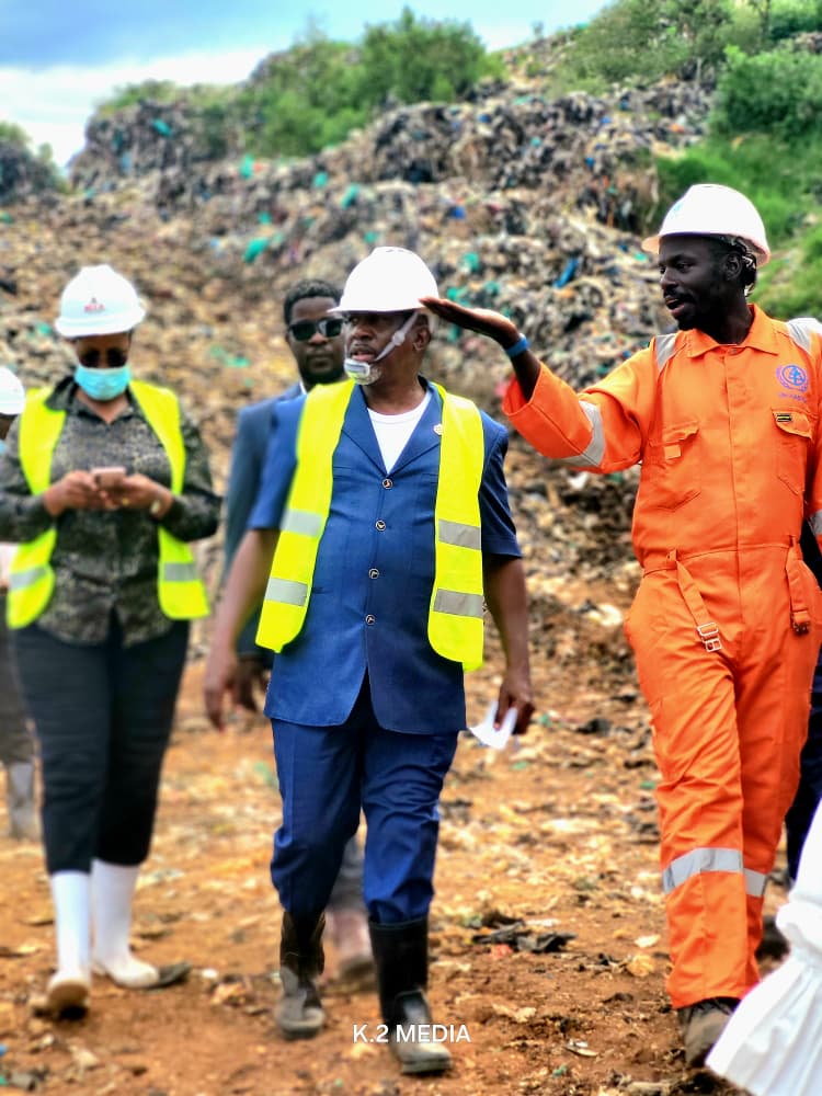 Hon. Balimwezo Ronald tweet media