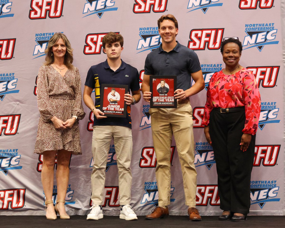 RedFlashMSOC's tweet photo. Congratulations Álvaro Planas on being named Junior Athlete of the Year at last night's Flash Awards!! https://t.co/VyZNKge2mn