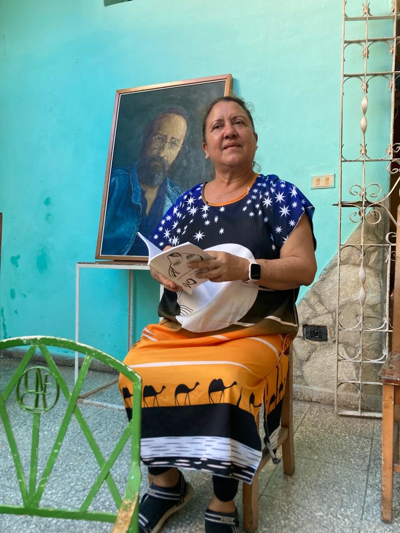librolastunas's tweet photo. Felicitaciones a la escritora Luz de la Caridad Maestre📚
.
.
#SomosSanlope #LeerEsCrecer https://t.co/gBPtZ9TNk4