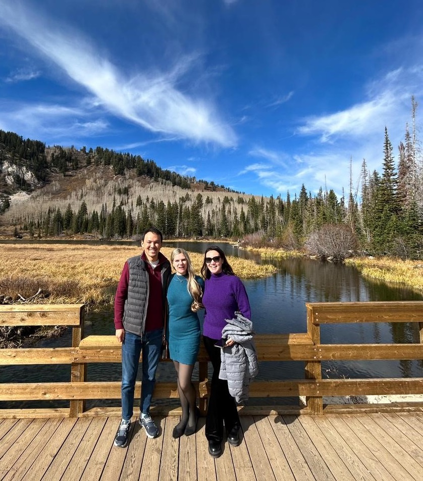 RumsfeldFoundtn's tweet image. Revisiting one of our favorite #TravelTuesday moments—a special crossover between our Graduate and CAMCA Fellowship programs. Read about how #CAMCA Fellows connected with a Graduate Fellow while traveling in Utah on our blog &amp;gt;&amp;gt; tinyurl.com/2rx33bwf.