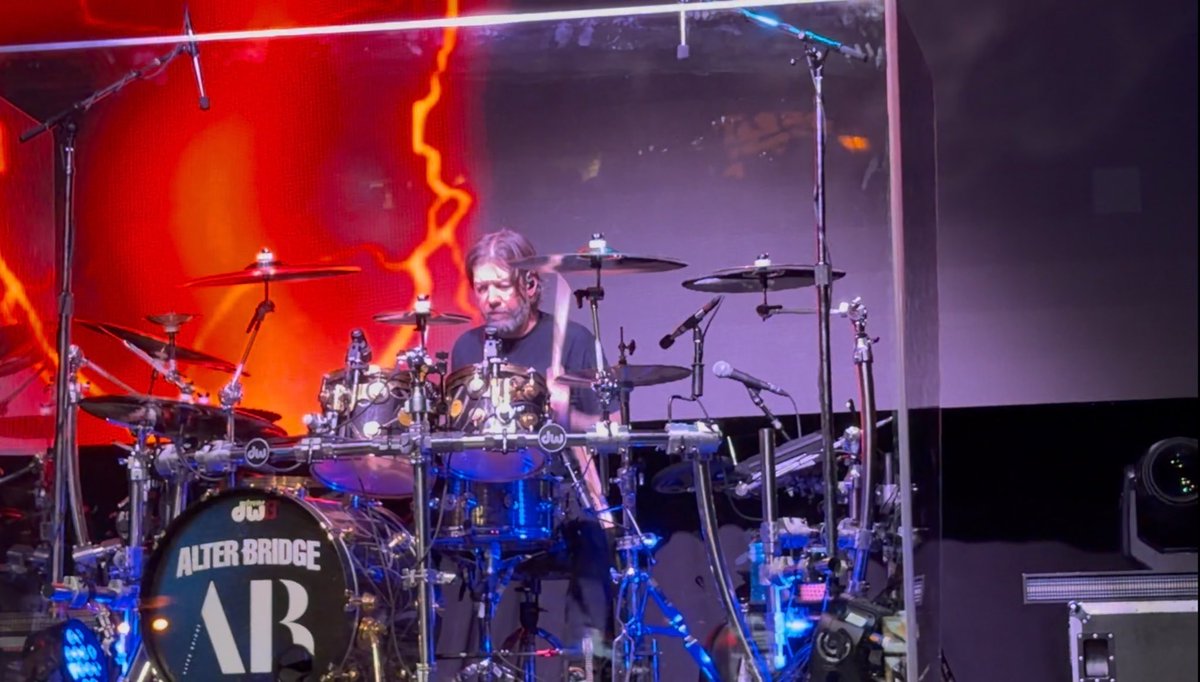 Alter Bridge tweet media