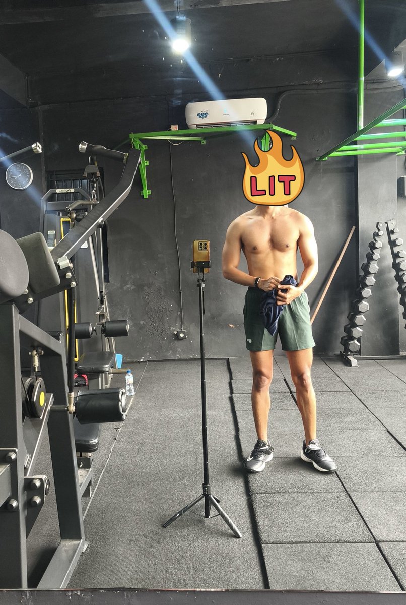 julian_dark_'s tweet photo. random gym post https://t.co/klvhSo0z2F