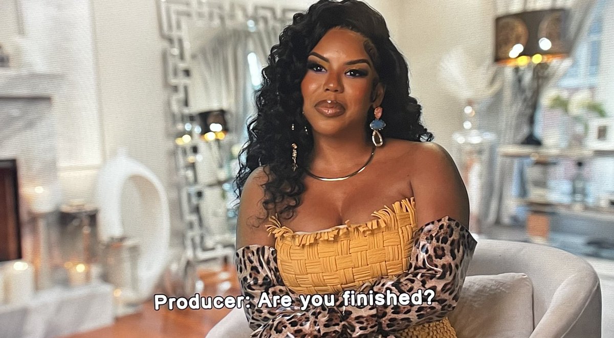 d . • ☆ tweet media