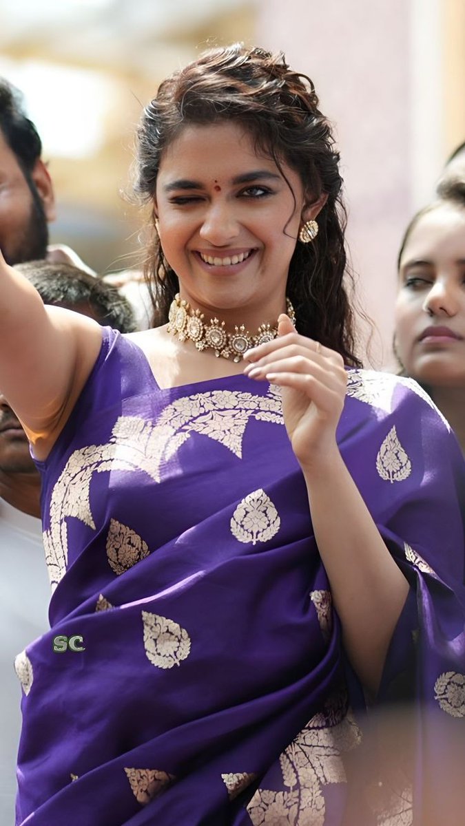 ActressesManiac's tweet photo. ever tried licking something non-hairy?

 The smooth texture and unique aroma can be surprisingly delightful.

Keerthy Suresh
anupama parameshwaran
Krithi Shetty https://t.co/57zJ3QsU6M