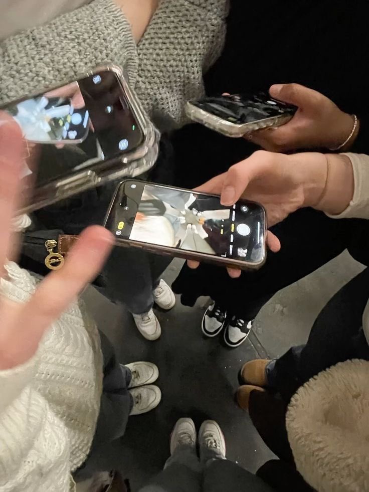 - ̗̀↳ 𝑪𝒐𝒏𝒇𝒆𝒔𝒊𝒐𝒏𝒆𝒔 𝑭𝑲 🪸 tweet media