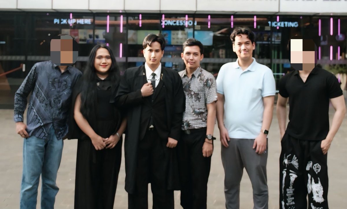 Prince_3 tweet media