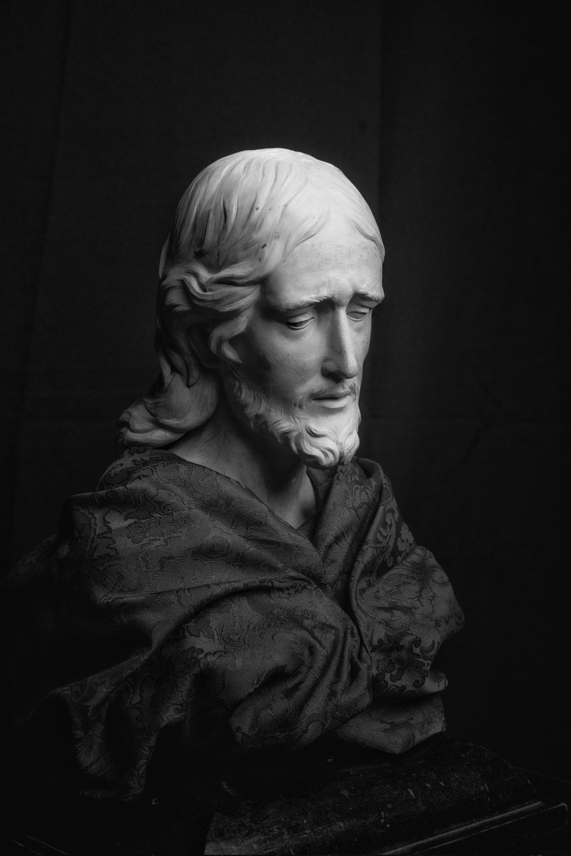 PanequeArte's tweet image. Boceto estudio de busto de Cristo tamaño académico.
Año 2022.
He querido transmitir la amargura del Señor ante el tormento .
Fotografía @LMFotosCofrades 
#arts  #arte #sculpture #malaga #clay #finearts  #imagineria