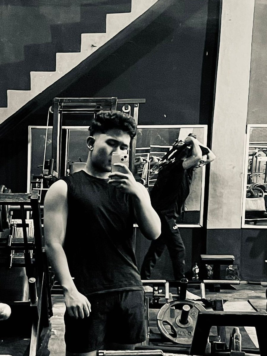 cloouserr's tweet image. day 2
#gym #day2 #proses