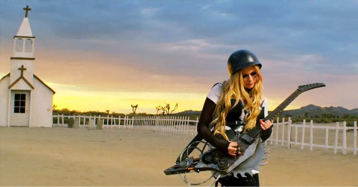 aboutavrilla_'s tweet image. #facts 
En el video de Rock N Roll, Avril Lavigne hace referencia a November Rain de Guns and Roses muchos dicen que "rindiéndole tributo" a Slash. 🎸🖤

¿Sí les gustó el video?, ¿Qué opinan?

#AvrilLavigne #rocknroll #gunsandroses #slash