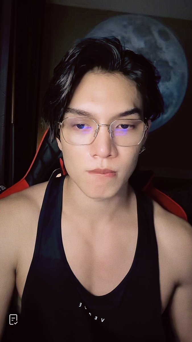 stay w boubou. tweet media