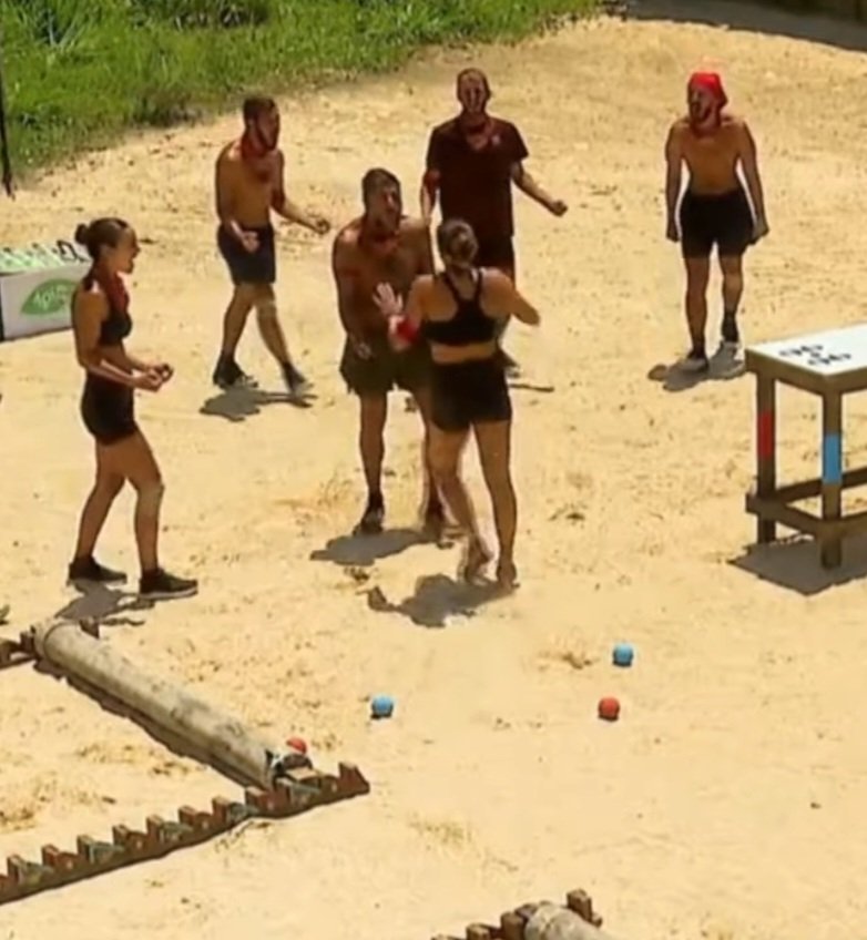 Dimitra Μ. 🇩🇪 tweet media