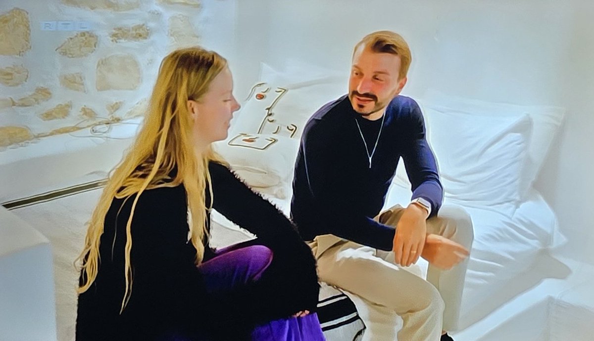 JoyceDFoto's tweet image. Openstaan voor de liefde. Voor de één een nachtmerrie, voor de ander heeft het niks om het lijf 
#marriedatfirstsight #mafs #mafsnl