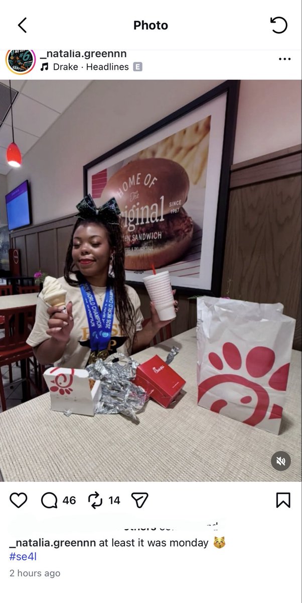 ⋆｡°✩ tweet media