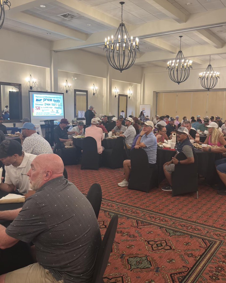 UnitedWayofPC's tweet photo. ⛳ Grateful for your incredible support!

Our sold-out UWPC Golf Tournament raised a record amount for the Reading by 3rd Grade Initiative 📚

Thank you to our sponsors, players, volunteers &amp; partners — and to @SRPconnect &amp; @Harrahs_AkChin for your leadership.

Thank you all!💙 https://t.co/1L29SoSWbX