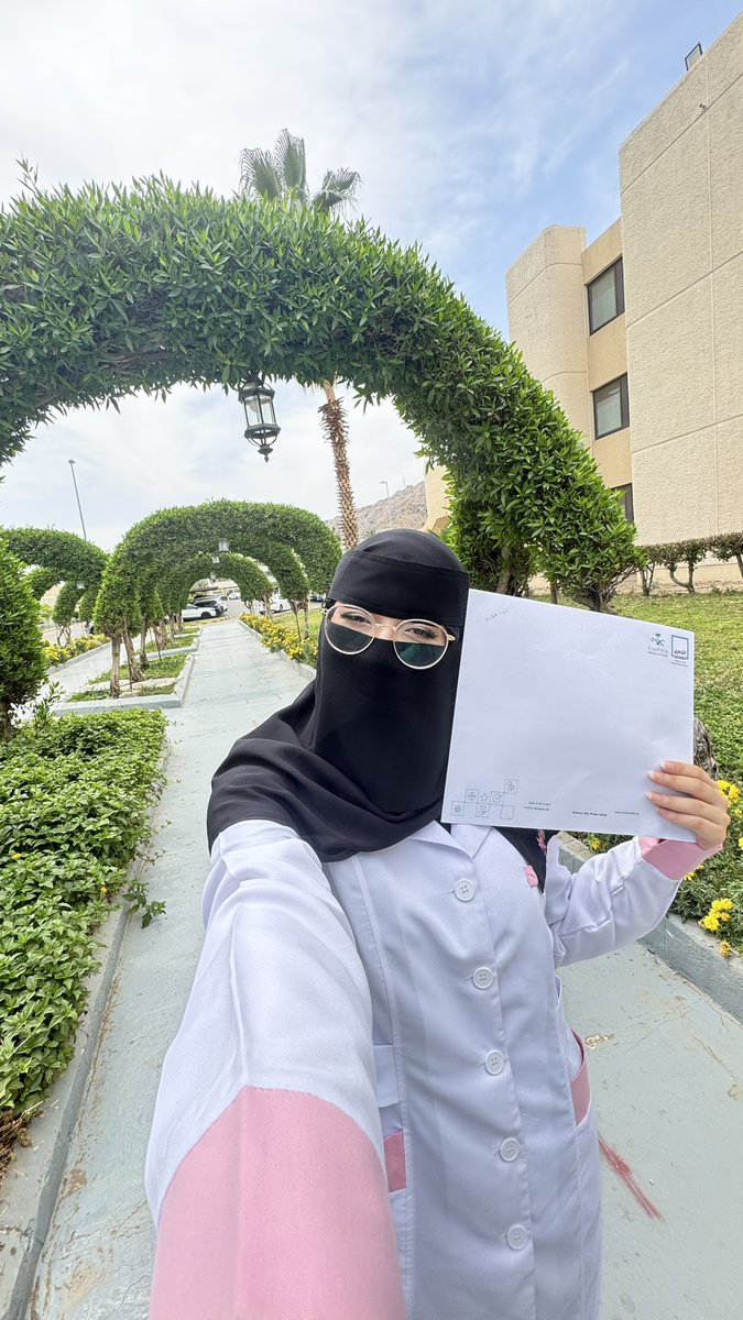 Sp_Mayar's tweet photo. Only two months left until graduation🎓…
تقييم واحد وانهي رحلة استمرت خمس سنوات كامله من حياتي🤍🤍. https://t.co/hmJfsYeVjH