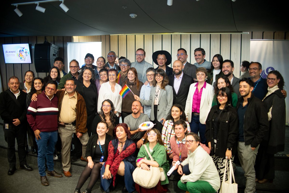 Angélica Lozano Correa tweet media