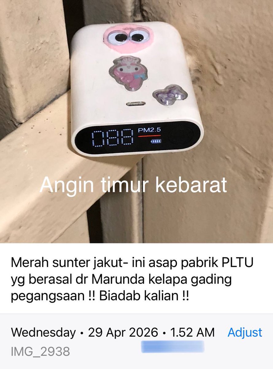 jakarta7268's tweet image. #Asean #Fifa #trending #PabrikWingsSumberPolusiUdara #BakarSampah #Smog #PM25 #Jakarta🇮🇩 #AirPollution #apartemen #KendalikanAsapPLTU 
Rabu 29/04/2026 1:57 am
Polusi udara jakarta saat ini tinggi banget. Pdhal subuh. Sumbernya dr asap pabrik di Marunda dan pegangsaan klp gding