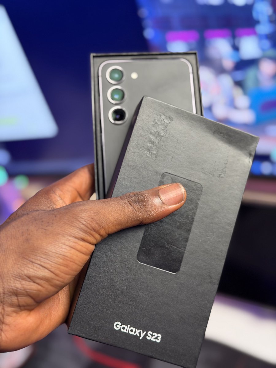 SleekTru tweet media