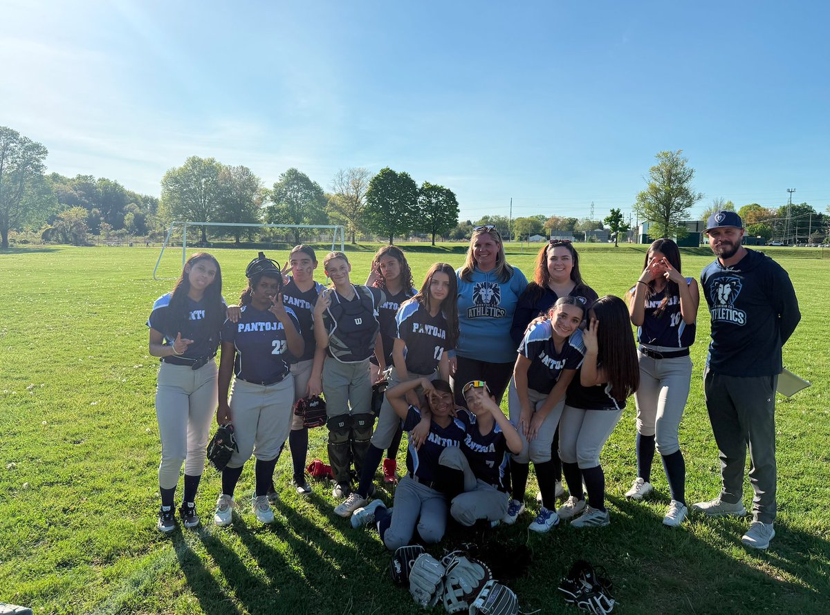 CHPathletics's tweet photo. 2026 Antonia Pantoja CS softball team! #GoLIONS https://t.co/6f2rek3tD1