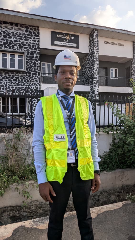 htaacademy01's tweet image. Our Ibadan Center Manager and team were live today on Petals FM 102.3, creating awareness about Honeytreat Trade Academy and the life-changing opportunities we offer through vocational skills training 

#honeytreattradeacademy #NigeriaYouth #VocationalTraining #ConstructionSkills