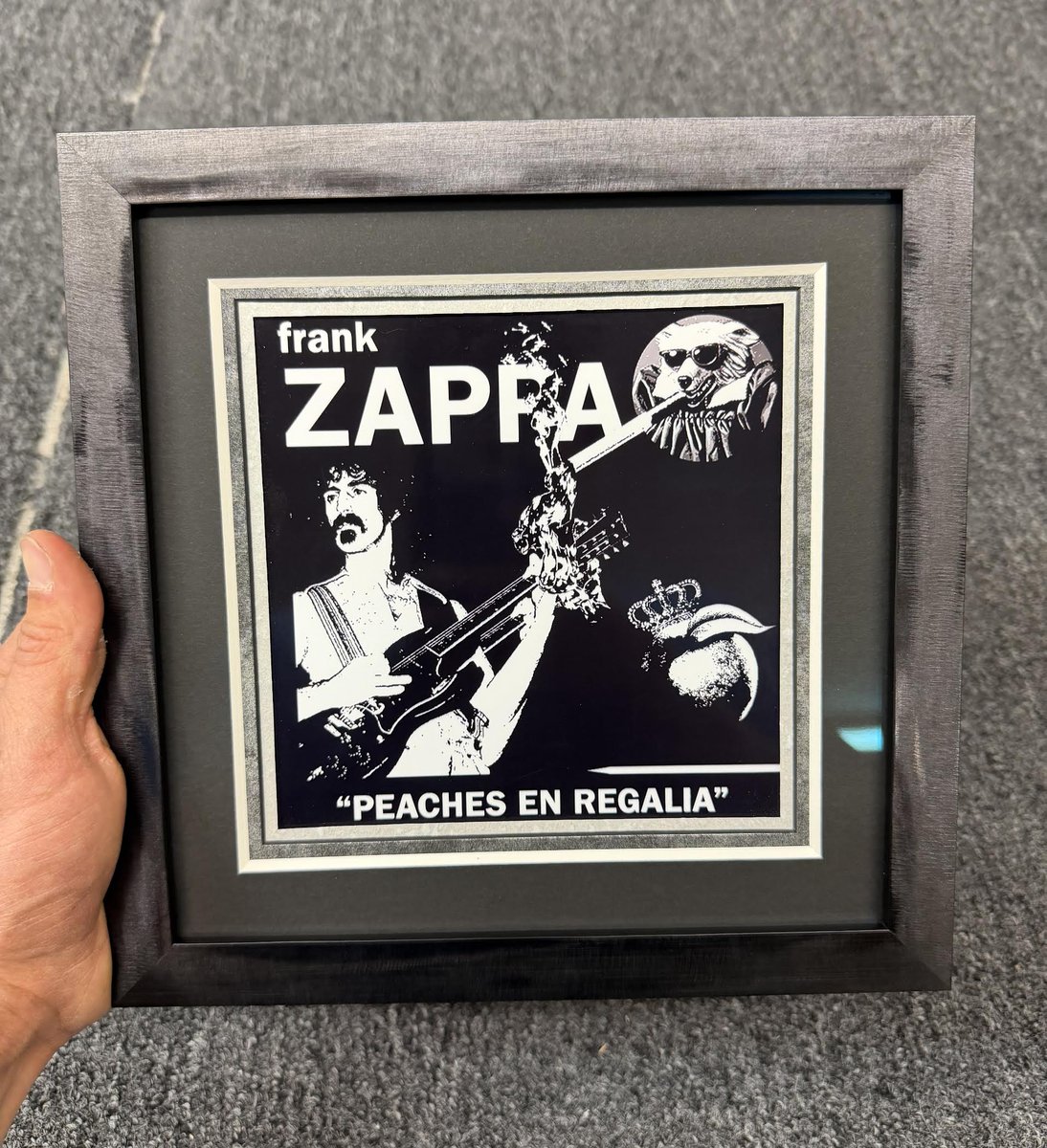 Frame de Art tweet media