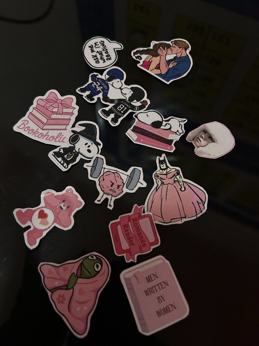 debs ⭑.ᐟ VAI VER O HOSEOK tweet media