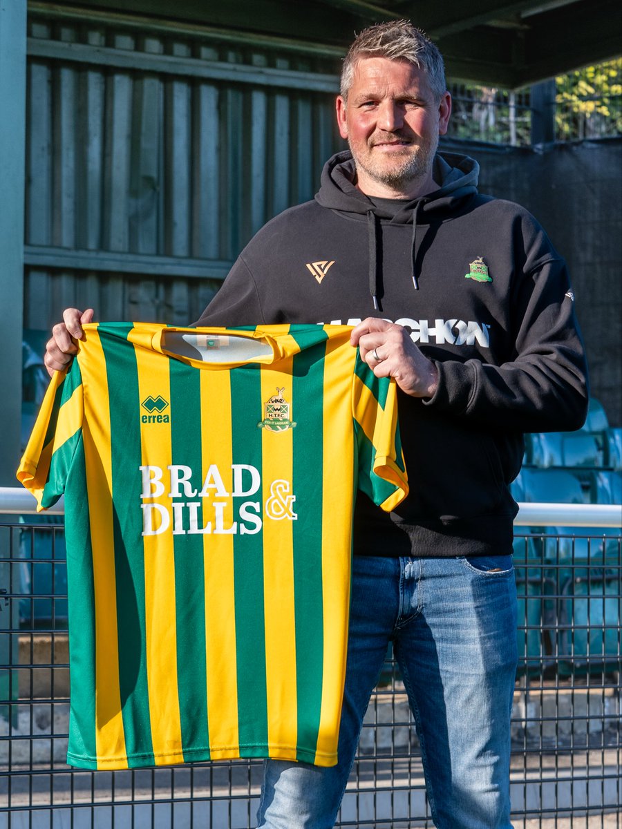 Harpenden Town FC is delighted to announce the appointment of Jimmy Gray as men’s first team Manager.

Welcome to Rothamsted Park! 

#OneTeamOneTown🟡🟢🦌