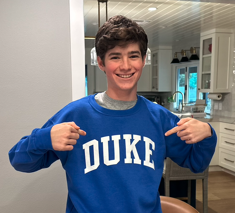 drcynthiacolon's tweet photo. He was 7. Battling leukemia. Asked: "Why aren't there more books here?"

40,000 books donated to Children's Hospital over 10 years.

Admitted to Duke.

Your student doesn't need to cure cancer. They need to CARE.

#ImpactProject https://t.co/TeVtejZzvO