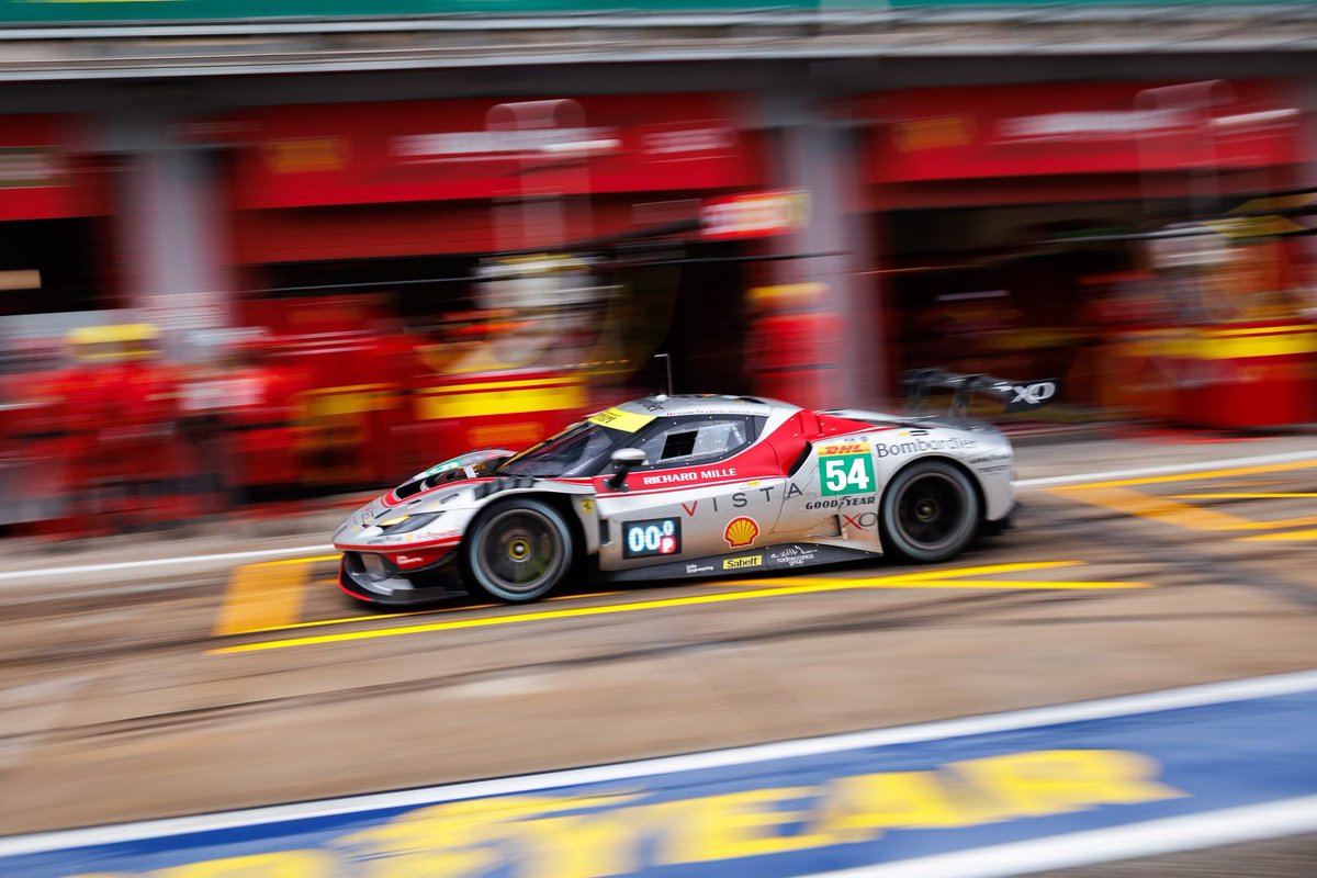 sfcluxembourg's tweet image. 🇫🇷 On peaufine les détails 📞👊

🇬🇧 Dialling in the details 📞👊

#scuderia #ferrari #club #luxembourg #scuderiaferrari #scuderiaferrariclub #scuderiaferrariclubluxembourg