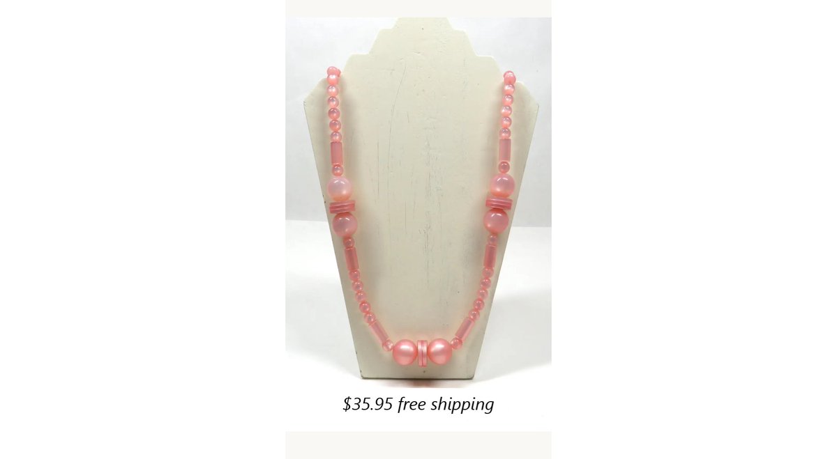 rarefinds4u's tweet image. Vintage metal storage
Vintage pink beaded necklace
 #freeshipping #smilett23 #vintage #antique #shopping