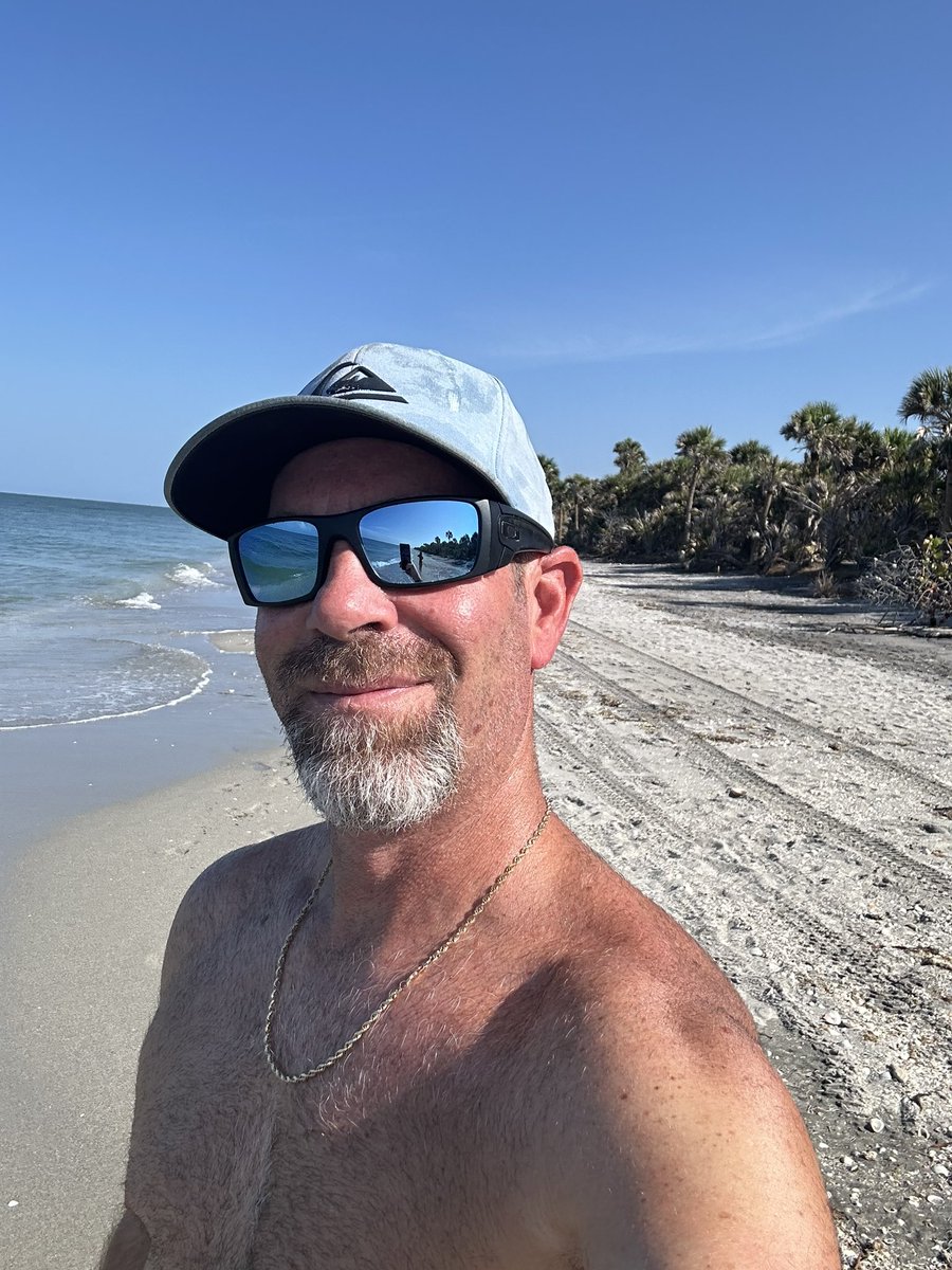 BBenn3's tweet image. Florida life’s a beach #florida #sunshinestate #beachlife