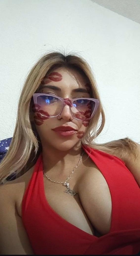 LunaaOscura7's tweet photo. las（ ͜.人 ͜.）más lindas que he visto son las mías, humildemente te
envio una prueba https://t.co/fgJ1Z6FaQa