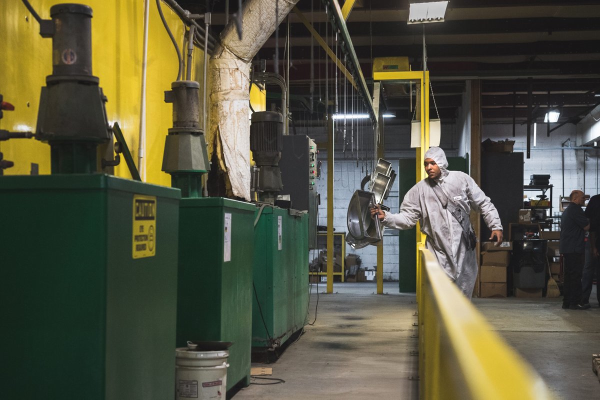 NFIB's tweet image. Credit card swipe fees have increased exponentially over the past decade, driving inflation and harming businesses and consumers. #NFIB members and #SmallBusinesses are calling for legislative relief in an opinion piece in @RCPolitics. Read more here: nfib.com/news/analysis/…