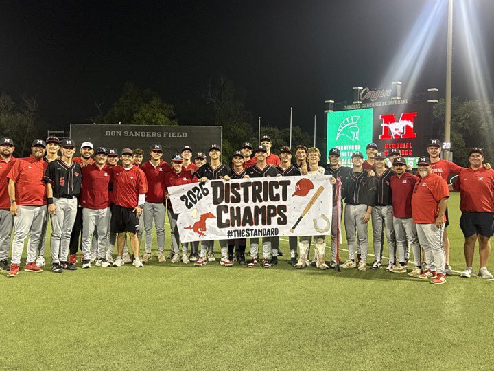 ethanbaylis's tweet photo. A great team effort to finish as back to back district champions!

Final District stats -  
14 G 
.341 BA
1.022 OPS
3 HR
17 RBI https://t.co/46Wsn1LAcx