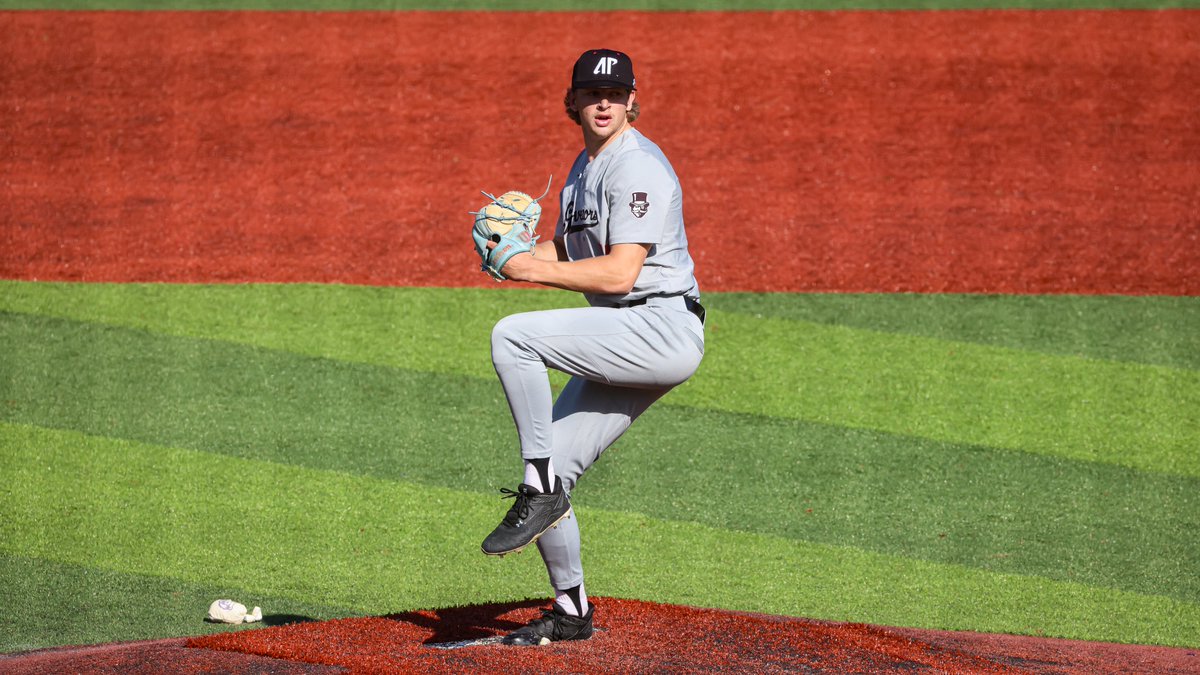 GovsBSB's tweet photo. Congrats to former Governor, Jacob Weaver, on signing a UDFA deal with the @Nationals! 🎩⚾️

We wish you success in your next chapter at the next level!

🅱️🅰️🆖❗️ | #LetsGoPeay https://t.co/MXsJMQR7Aa