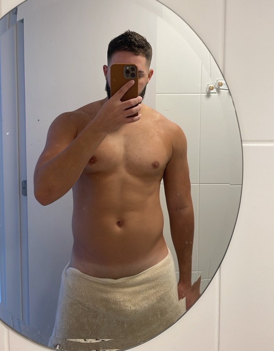 lobaorjj's tweet photo. O CORPO || A PICA 🍆🔥 https://t.co/deKNSqJYXS