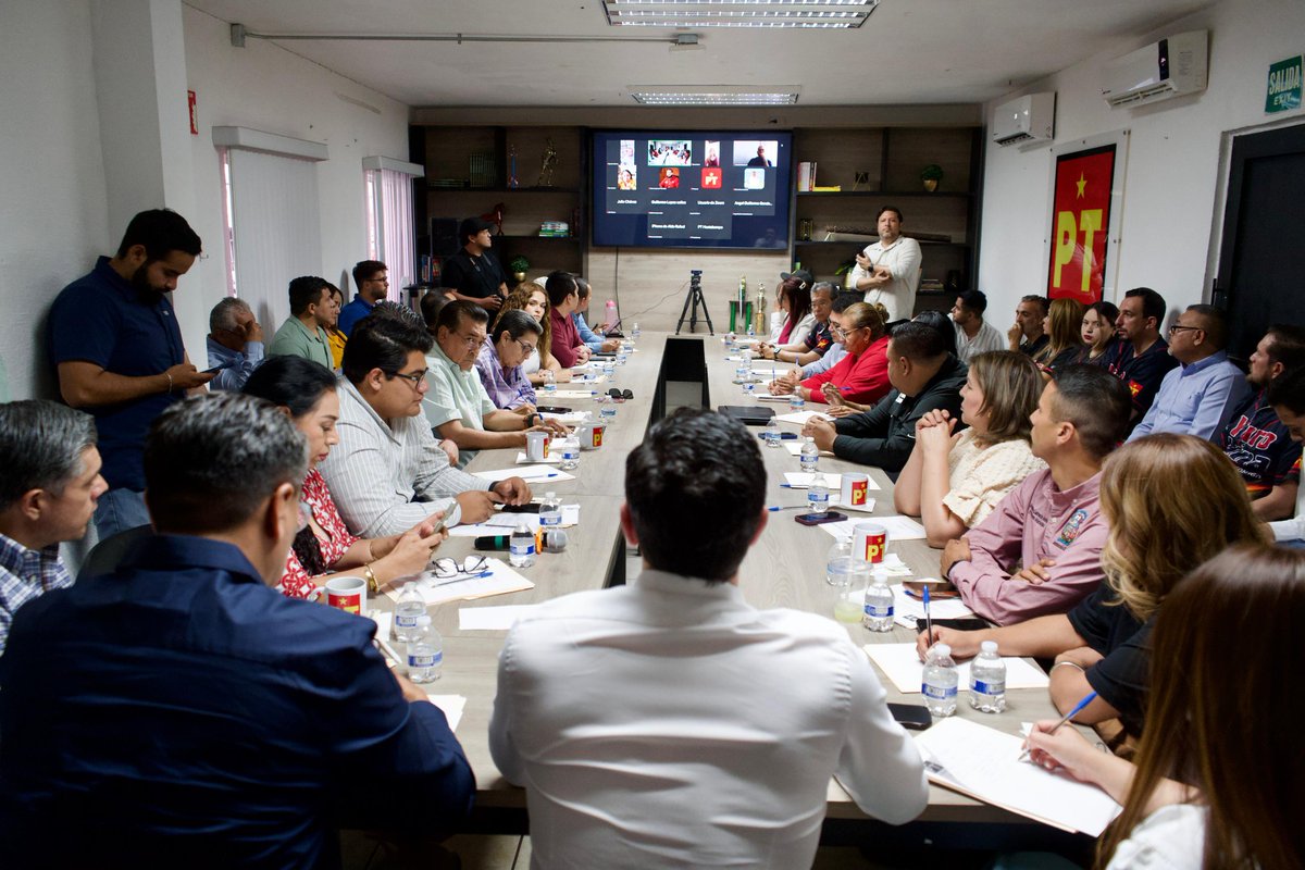 paralosdeapie.com.mx tweet media